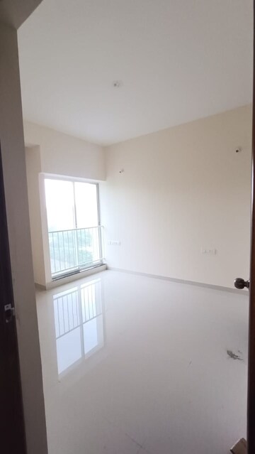Room in 2 BHK Apartment at Kumar Megapolis, Hinjewadi – for Rent