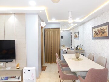 Team Area in 3 BHK Apartment at Platinum Life, Andheri West – for Sale