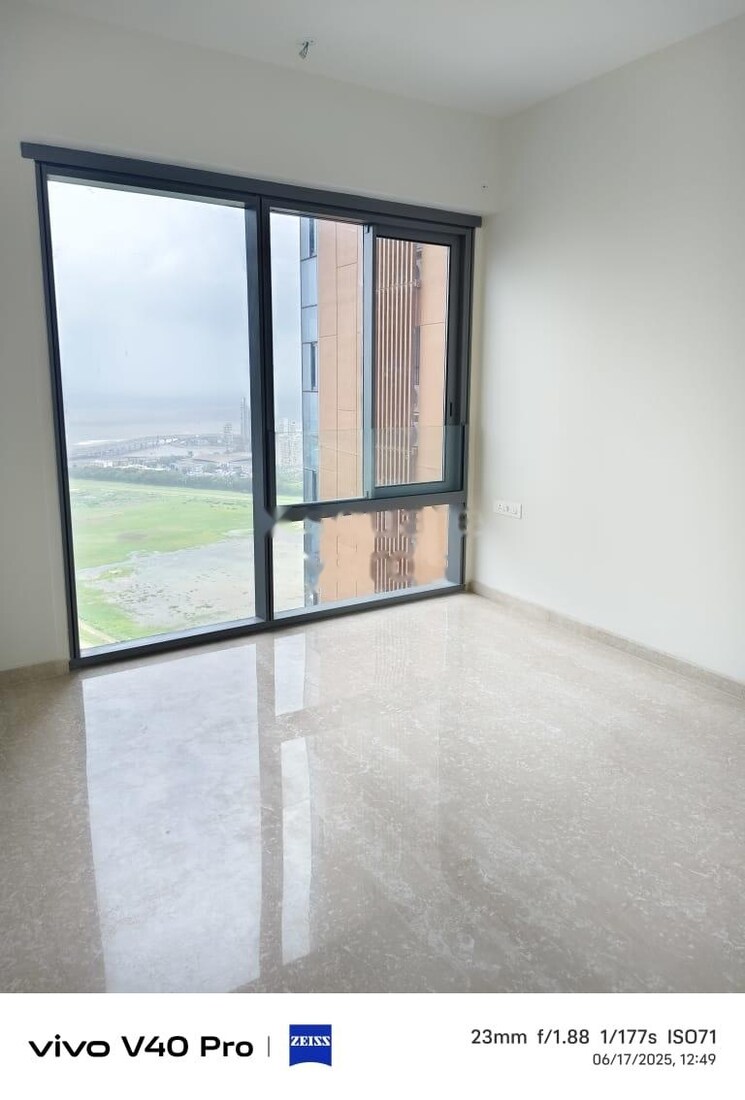 Room, piramal-mahalaxmi 2 Bedroom 746 Sq.Ft. Apartment In Mahalaxmi Mumbai 9189084