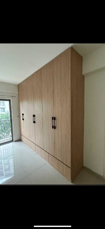 Room in 2 BHK Apartment at Goyal Orchid Piccadilly, Thanisandra Main Road – for Rent