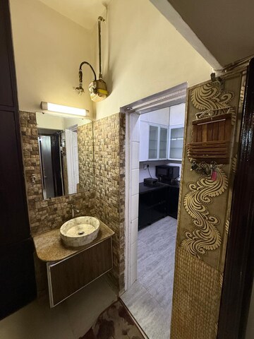Bedroom in 2 BHK Builder Floor at Safdarjung Enclave – for Rent