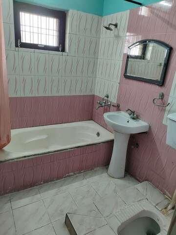Bathroom in 2 BHK Apartment at Gomti Nagar – for Rent