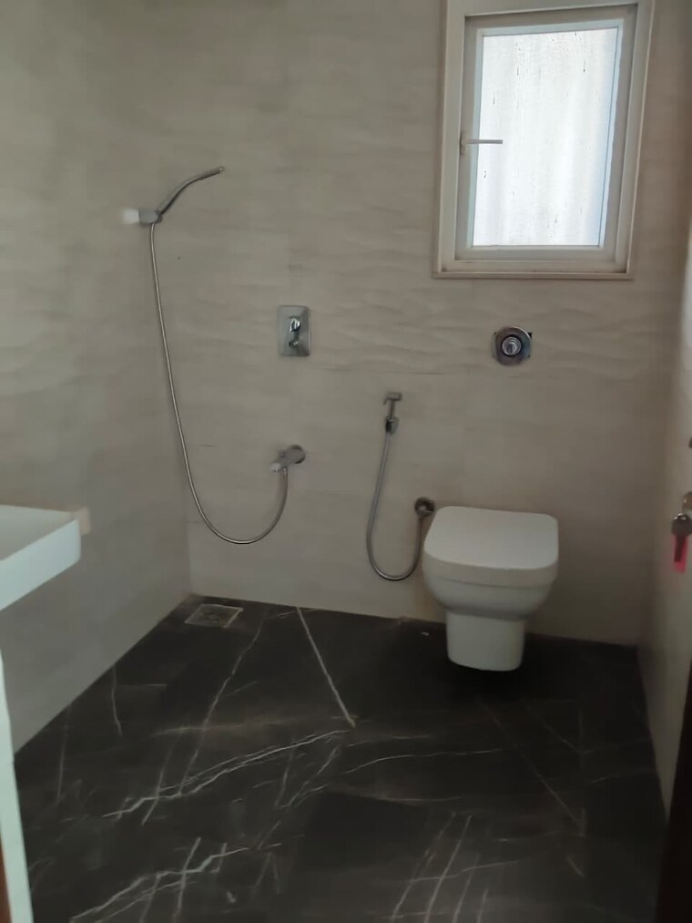 Bathroom, dgs-sheetal-tapovan 2 Bedroom 580 Sq.Ft. Apartment In Malad East Mumbai 9189136