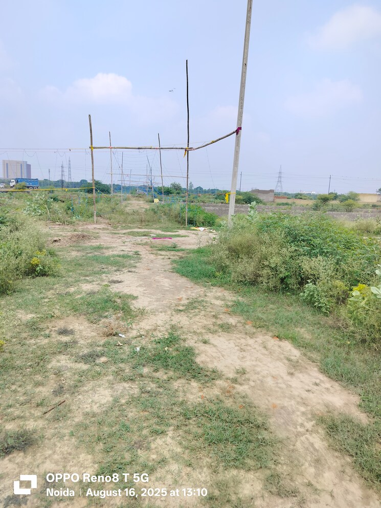 undefined, sector 27 yamuna expressway  130 Sq.Yd. Plot In Sector 27 Yamuna Expressway Greater Noida 9189157