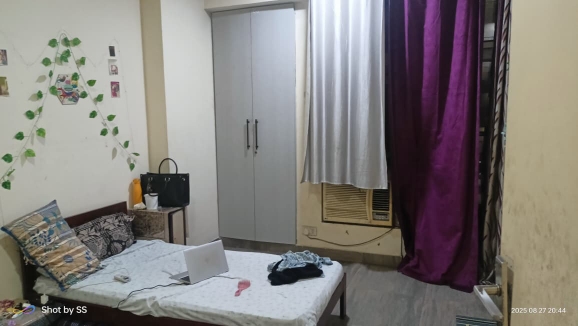 2 BHK 1075 Sq.Ft. Apartment in Gaur City 2 - 10th Avenue