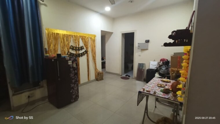 Living Room, gaur-city-2-10th-avenue 2 Bedroom 1075 Sq.Ft. Apartment In Sector 16c Greater Noida Greater Noida 9189858