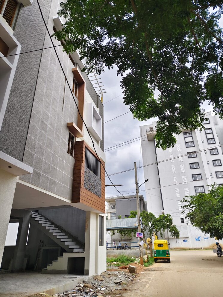Exterior View, vidyaranyapura 5 Bedroom 4200 Sq.Ft. Independent House In Vidyaranyapura Bangalore 9189264