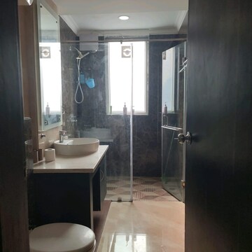 Bathroom in 4 BHK Builder Floor at DLF Pink Town House, Dlf City Phase 3 – for Rent