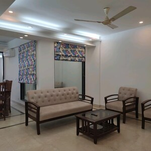 Living Room in 4 BHK Builder Floor at DLF Pink Town House, Dlf City Phase 3 – for Rent