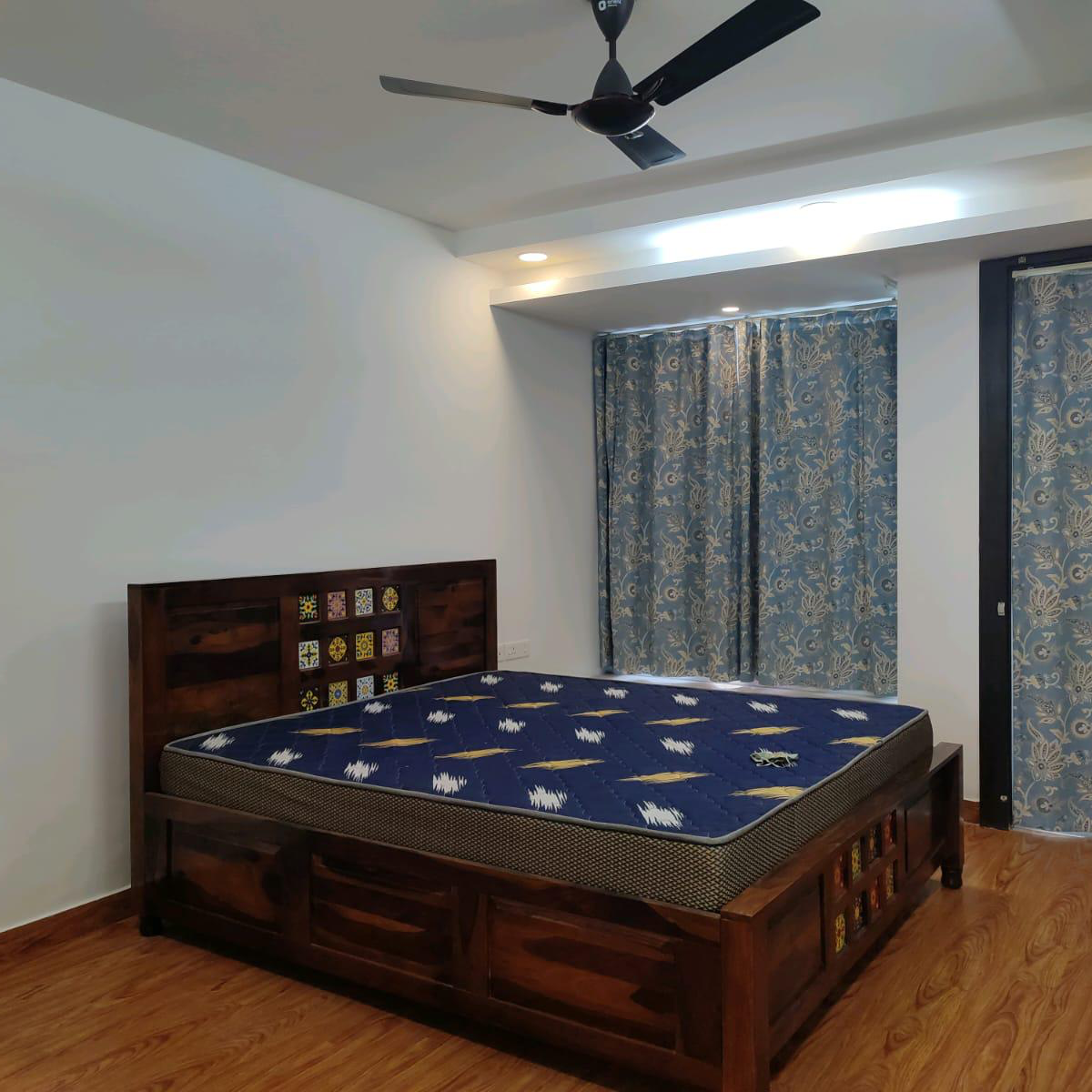 4 BHK + Pooja Room Builder Floor For Rent in DLF Pink Town House