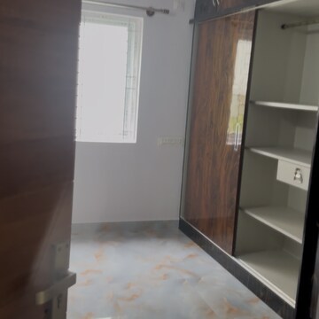Room in 2 BHK Apartment at Sharada Residency BTM Layout, Mico Layout – for Rent
