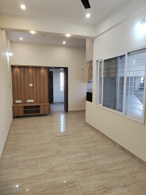 2 BHK Apartment For Sale in Kandivali West