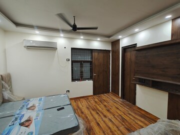 1 RK Builder Floor For Rent in Saket