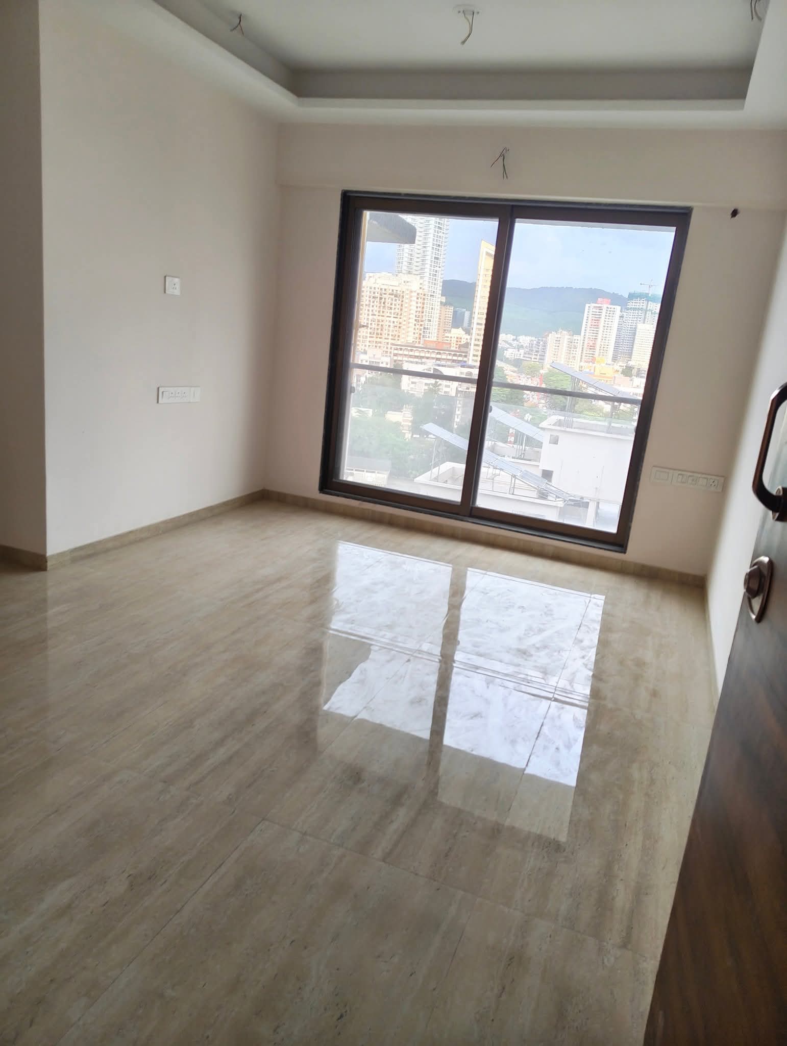 2 BHK Apartment For Rent in Je And Vee Om Trimurti