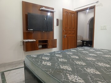 Bedroom in 2 BHK Builder Floor at Ansal Sushant Lok I, Sector 43 – for Rent