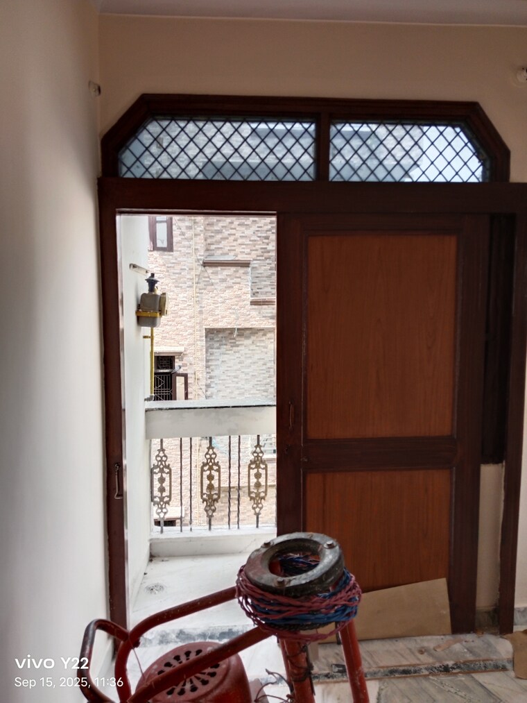 undefined, laxmi nagar 3 Bedroom 1100 Sq.Ft. Independent House In Laxmi Nagar Delhi 9189493