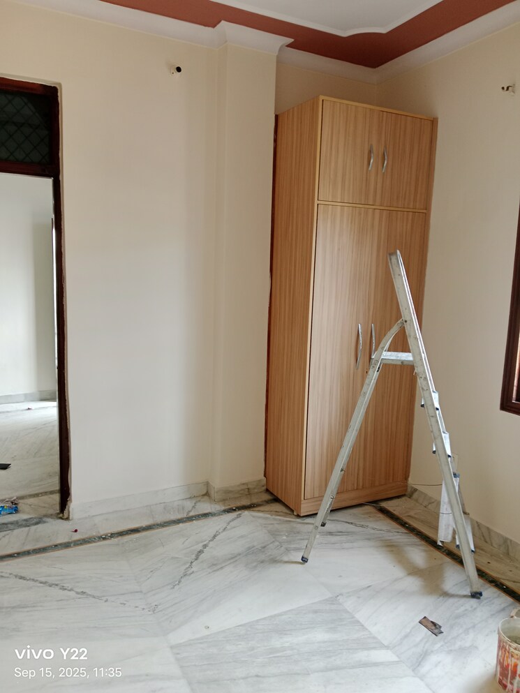 undefined, laxmi nagar 3 Bedroom 1100 Sq.Ft. Independent House In Laxmi Nagar Delhi 9189493