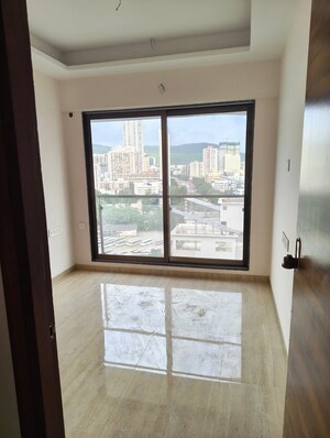 Room in 2 BHK Apartment at Je And Vee Om Trimurti, Malad East – for Rent