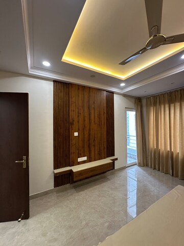 Staircase in 2 BHK Villa at Sector 31 – for Rent