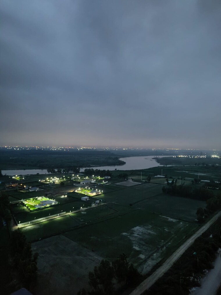 Swimming Pool, tata-eureka-park 2 Bedroom 1100 Sq.Ft. Apartment In Sector 150 Noida 9189511