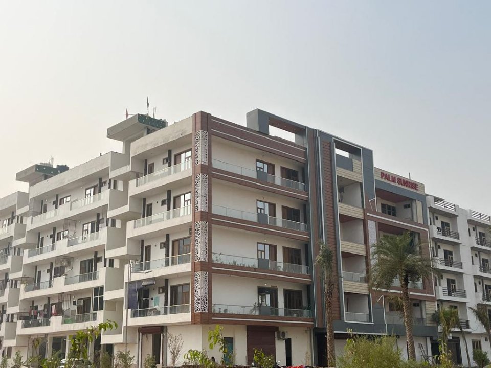 2 BHK 1400 Sq.Ft. Builder Floor in Palm sunrise