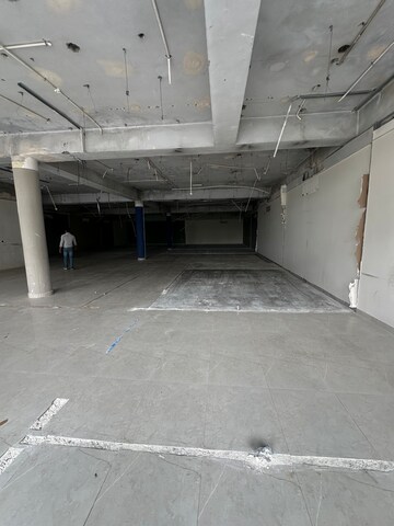  Warehouse For Rent in Dlf Industrial Area