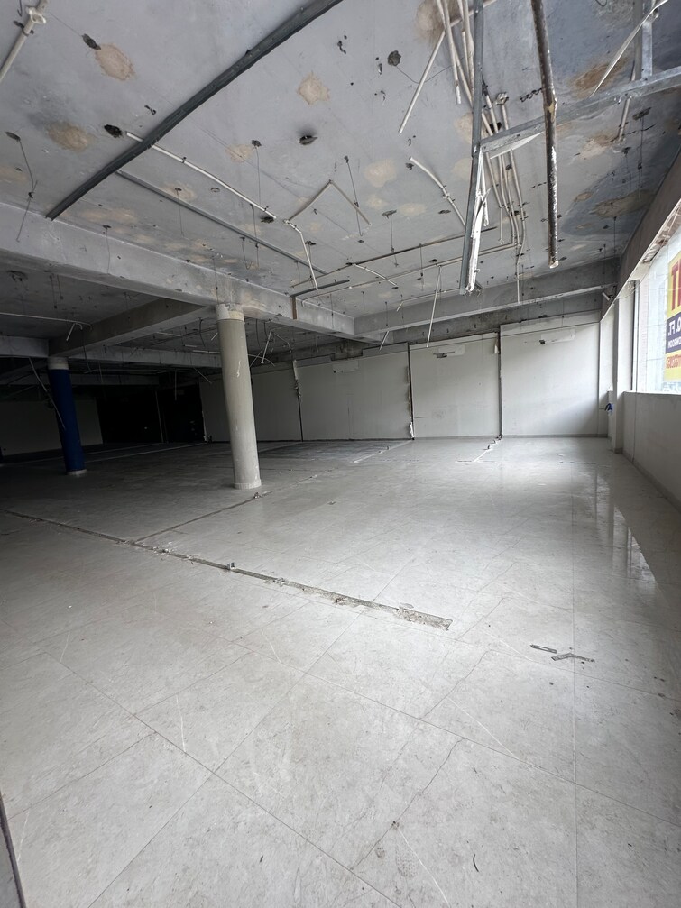 Kitchen, dlf industrial area Commercial Warehouse 1500 Sq.Yd. In Dlf Industrial Area Faridabad 9189514