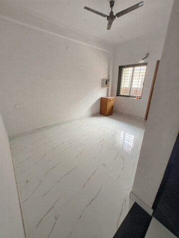 Room in 2 BHK Villa at Mansarovar Extension – for Rent