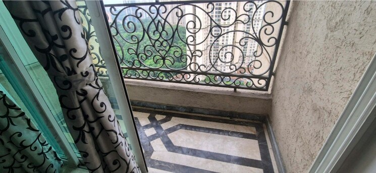 Balcony, hiranandani-meadows 3 Bedroom 1345 Sq.Ft. Apartment In Manpada Thane 9189524