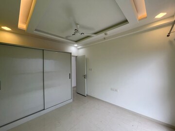 Room in 3 BHK Apartment at Godrej Boulevard, Manjari – for Rent