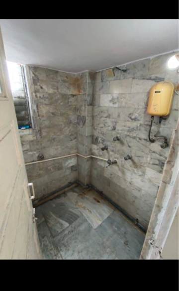 Bathroom in 1 BHK Apartment at AR Avenue Andheri West, Veera Desai Industrial Estate – for Rent