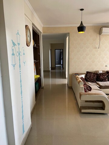 Room in 4 BHK Apartment at Vip Road – for Sale