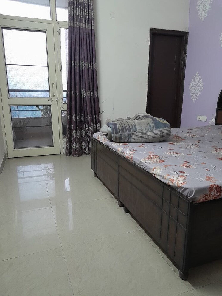 Bedroom, vip road 4 Bedroom 2450 Sq.Ft. Apartment In Vip Road Zirakpur 9189571