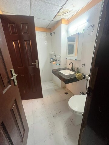 Master Bedroom in 3 BHK Apartment at Paramount Floraville, Sector 137 – for Rent