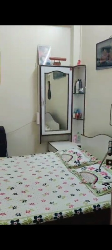 Room in 2 BHK Apartment at Chembur – for Rent
