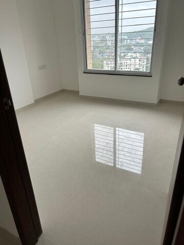 Room in 3 BHK Apartment at Gada Anutham, Hadapsar – for Rent
