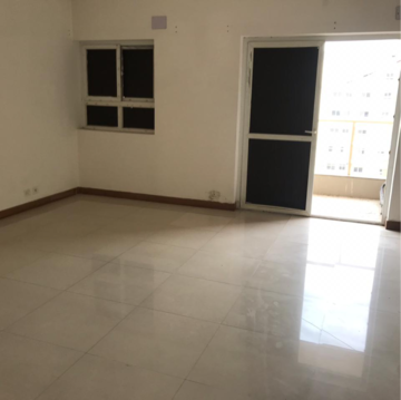 Room in 3.5 BHK Apartment at BPTP The Resort, Mortzapur – for Rent