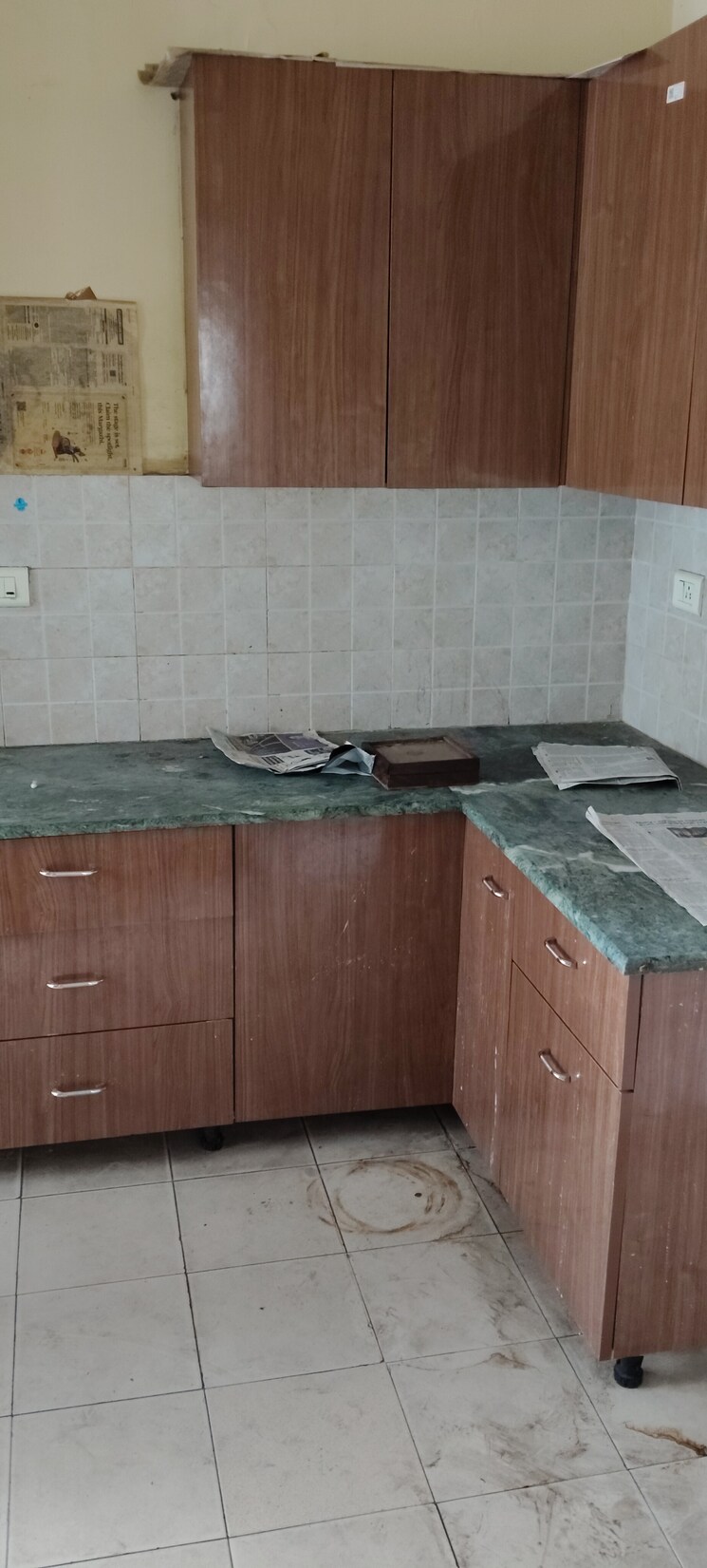Kitchen, shiv-sai-ozone-park 3 Bedroom 1646 Sq.Ft. Apartment In Sector 86 Faridabad 9189598