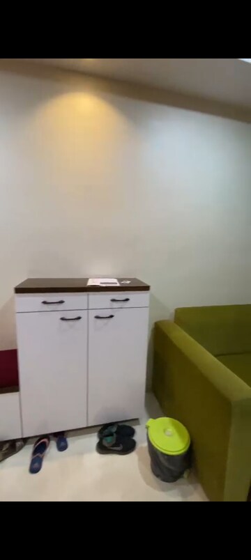 Furnished Amenities in 2 BHK Apartment at Dreamax Vega, Andheri East – for Rent