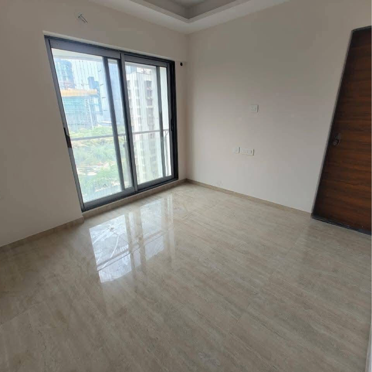 3 BHK 941 Sq.Ft. Apartment in Je And Vee Om Trimurti