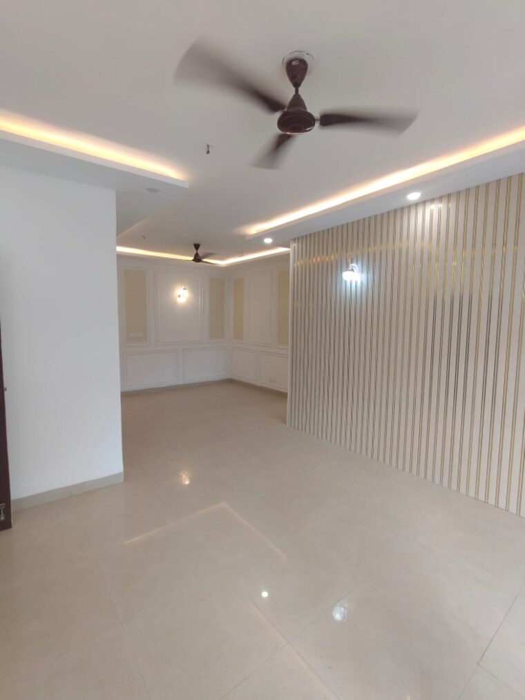 Room, sushant-lok-3 3 Bedroom 270 Sq.Yd. Builder Floor In Sector 57 Gurgaon 9189673