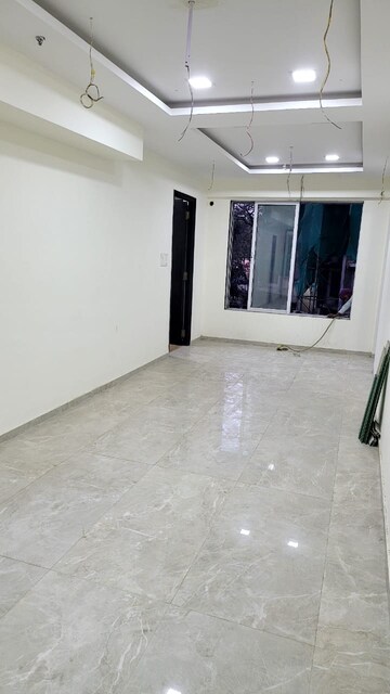 Room in 3 BHK Apartment at Arihant Residency Sion, Sion – for Sale