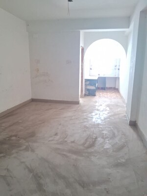 Room in 2 BHK Apartment at Doltala – for Sale