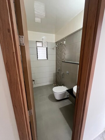 Master Bedroom in 2 BHK Apartment at Majestique Towers, Kharadi – for Rent