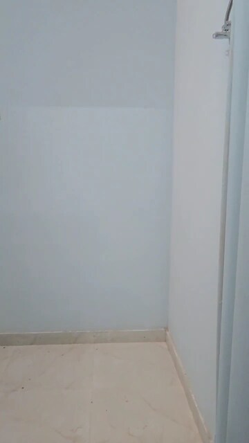 Room in 1 RK Independent House at BPL Apartments, Sector 48 – for Rent