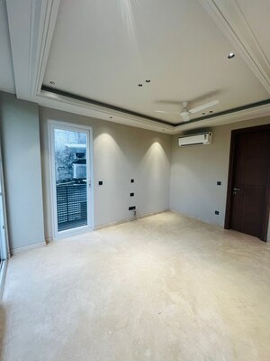 Room in 3 BHK Builder Floor at East Of Kailash – for Sale