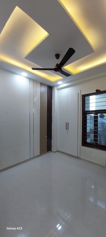 3 BHK Builder Floor For Rent in BPTP District, Sector 81