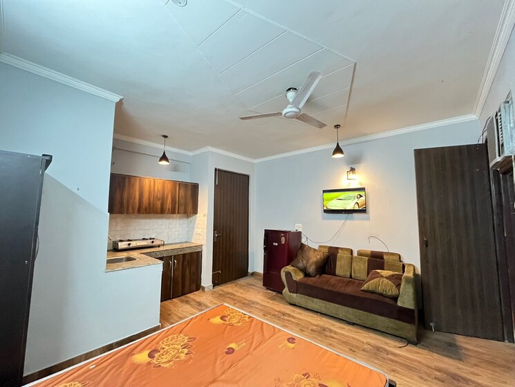 Bedroom, freedom fighters enclave 1 RK 252 Sq.Ft. Builder Floor In Freedom Fighters Enclave Delhi 9189711