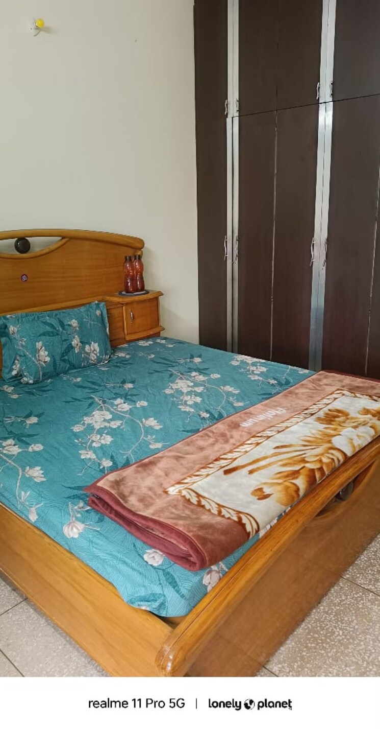 Bedroom, patel nagar 3 Bedroom 1200 Sq.Ft. Builder Floor In Patel Nagar Delhi 9189409