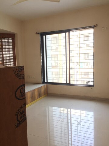 Room in 3 BHK Apartment at Mittal Sun Orbit, Sinhagad Road – for Sale